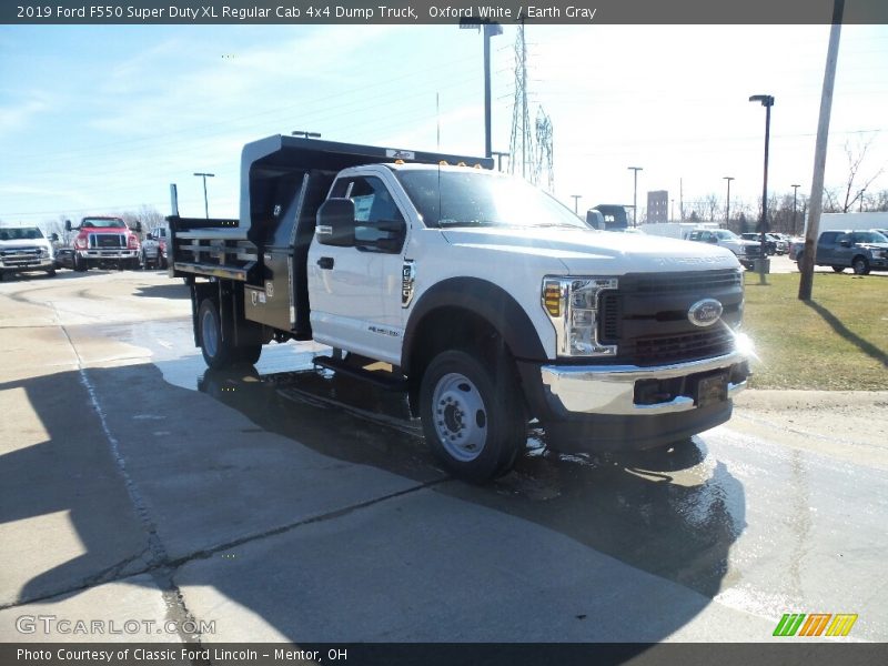 Oxford White / Earth Gray 2019 Ford F550 Super Duty XL Regular Cab 4x4 Dump Truck