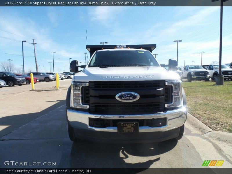 Oxford White / Earth Gray 2019 Ford F550 Super Duty XL Regular Cab 4x4 Dump Truck
