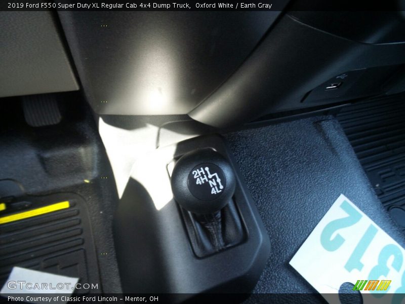 Oxford White / Earth Gray 2019 Ford F550 Super Duty XL Regular Cab 4x4 Dump Truck