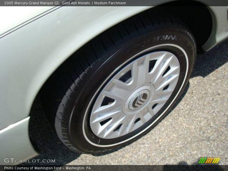 Gold Ash Metallic / Medium Parchment 2005 Mercury Grand Marquis GS
