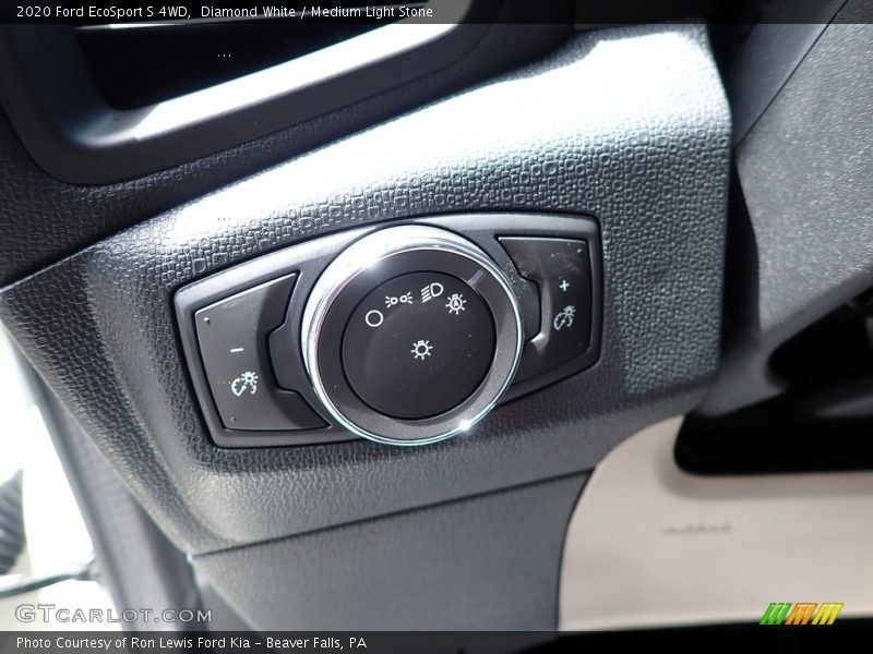 Diamond White / Medium Light Stone 2020 Ford EcoSport S 4WD