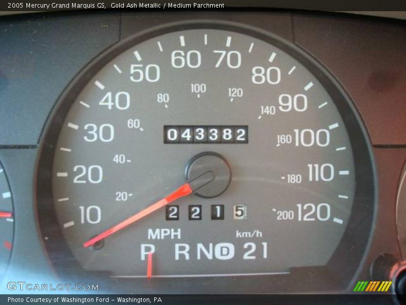 Gold Ash Metallic / Medium Parchment 2005 Mercury Grand Marquis GS