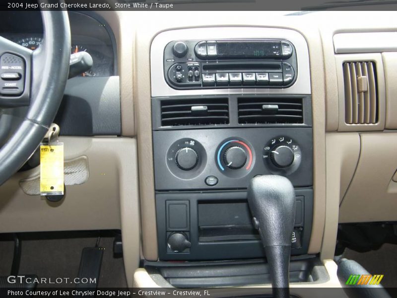 Stone White / Taupe 2004 Jeep Grand Cherokee Laredo