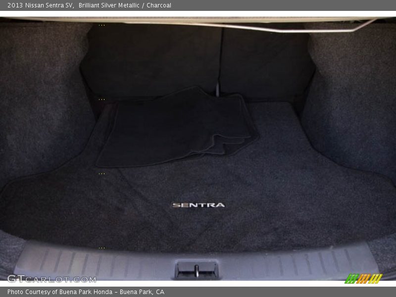 Brilliant Silver Metallic / Charcoal 2013 Nissan Sentra SV