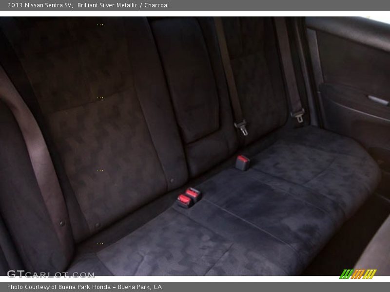Brilliant Silver Metallic / Charcoal 2013 Nissan Sentra SV