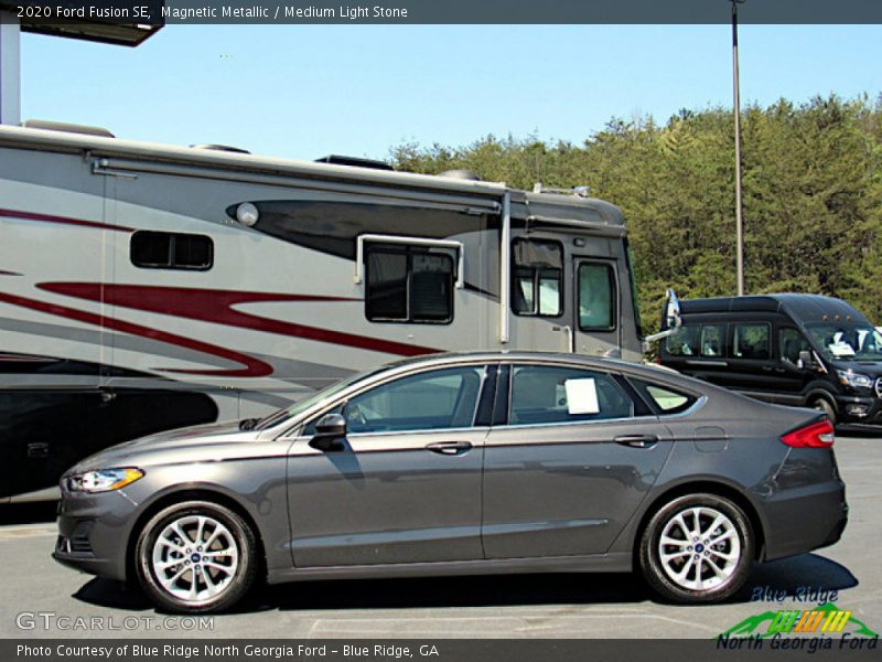 Magnetic Metallic / Medium Light Stone 2020 Ford Fusion SE