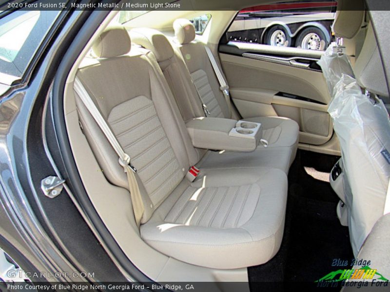 Magnetic Metallic / Medium Light Stone 2020 Ford Fusion SE