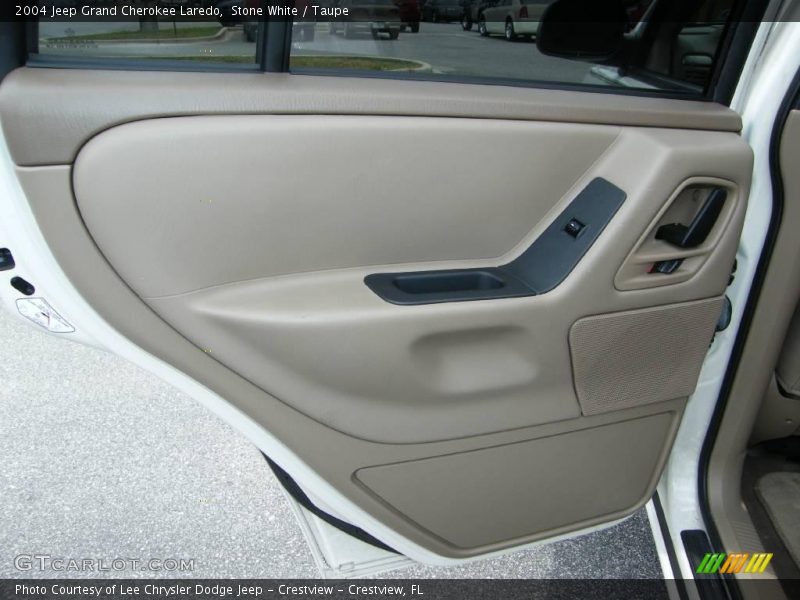 Stone White / Taupe 2004 Jeep Grand Cherokee Laredo