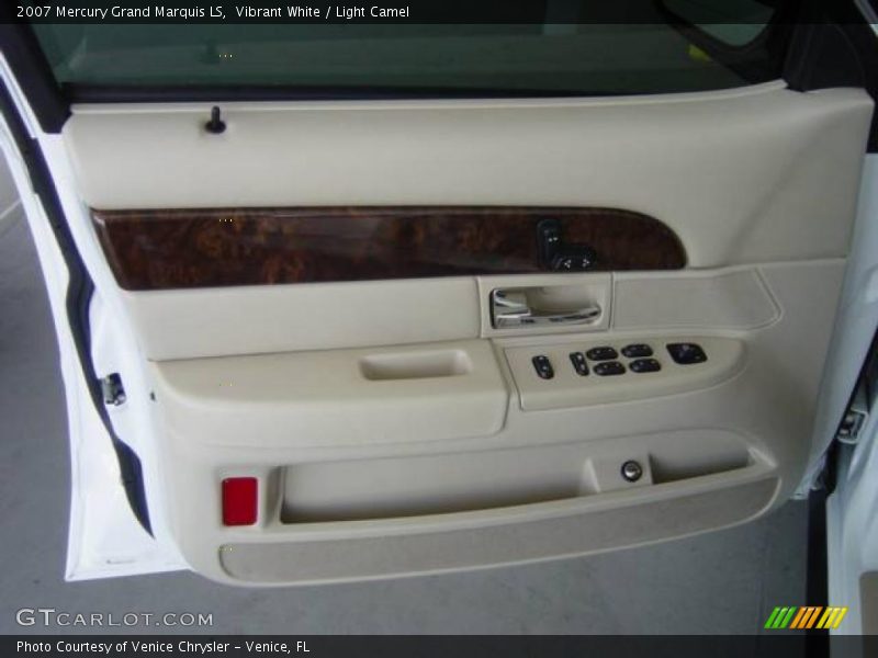 Vibrant White / Light Camel 2007 Mercury Grand Marquis LS