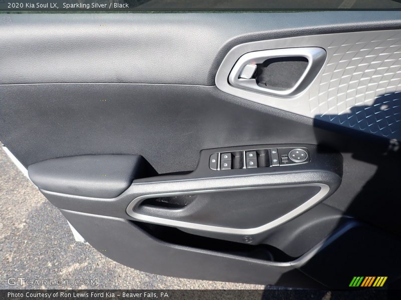 Sparkling Silver / Black 2020 Kia Soul LX