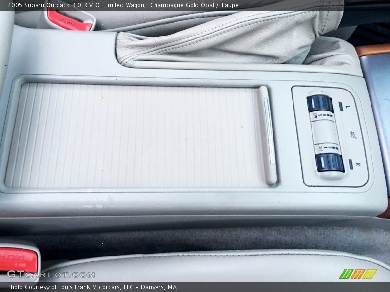 Controls of 2005 Outback 3.0 R VDC Limited Wagon