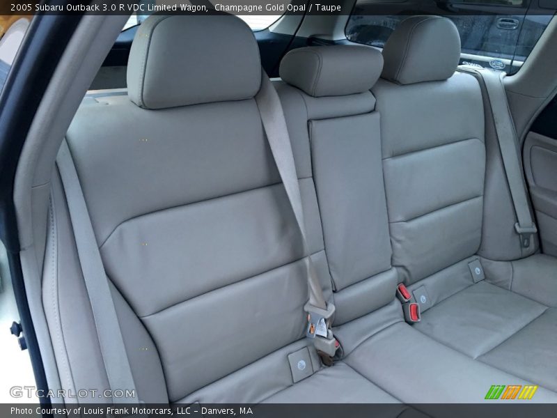 Rear Seat of 2005 Outback 3.0 R VDC Limited Wagon