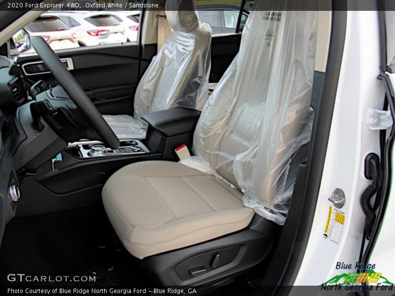 Oxford White / Sandstone 2020 Ford Explorer 4WD