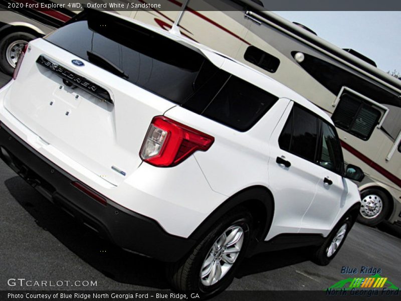 Oxford White / Sandstone 2020 Ford Explorer 4WD