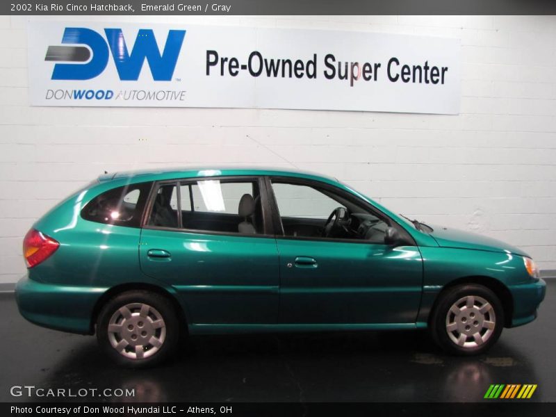 Emerald Green / Gray 2002 Kia Rio Cinco Hatchback