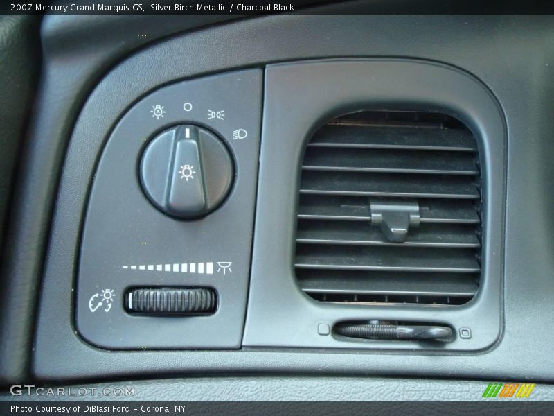 Silver Birch Metallic / Charcoal Black 2007 Mercury Grand Marquis GS