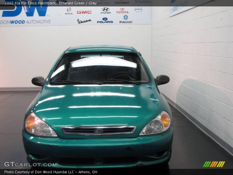 Emerald Green / Gray 2002 Kia Rio Cinco Hatchback