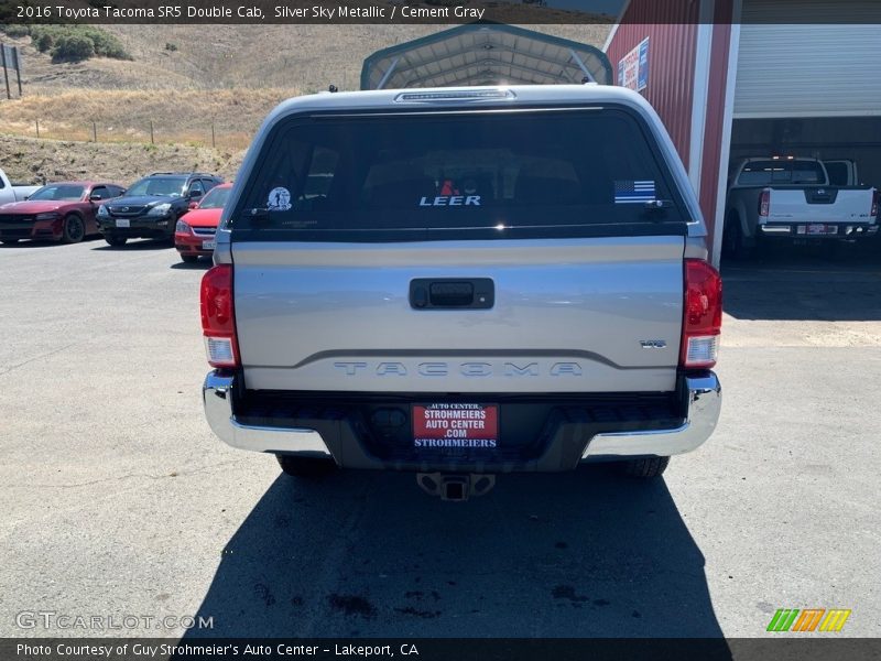 Silver Sky Metallic / Cement Gray 2016 Toyota Tacoma SR5 Double Cab