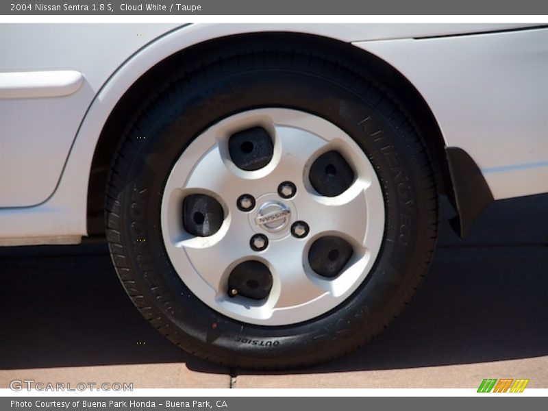  2004 Sentra 1.8 S Wheel