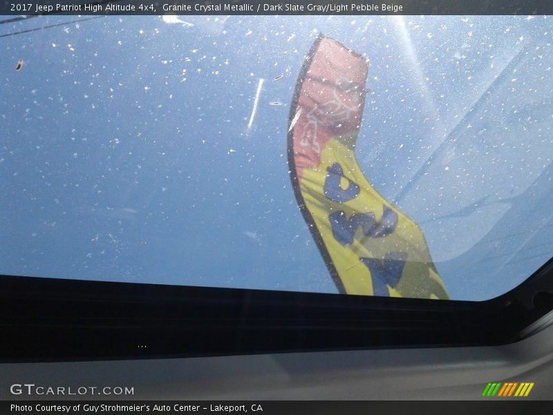 Granite Crystal Metallic / Dark Slate Gray/Light Pebble Beige 2017 Jeep Patriot High Altitude 4x4