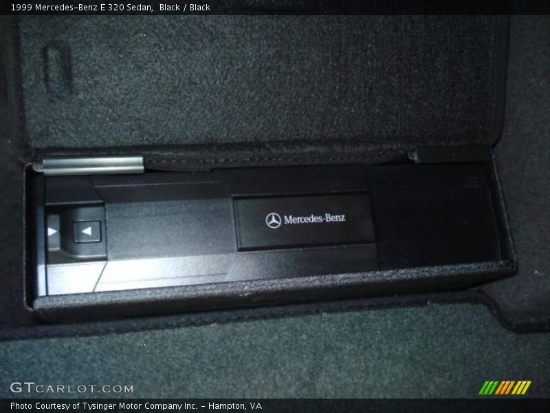 Black / Black 1999 Mercedes-Benz E 320 Sedan