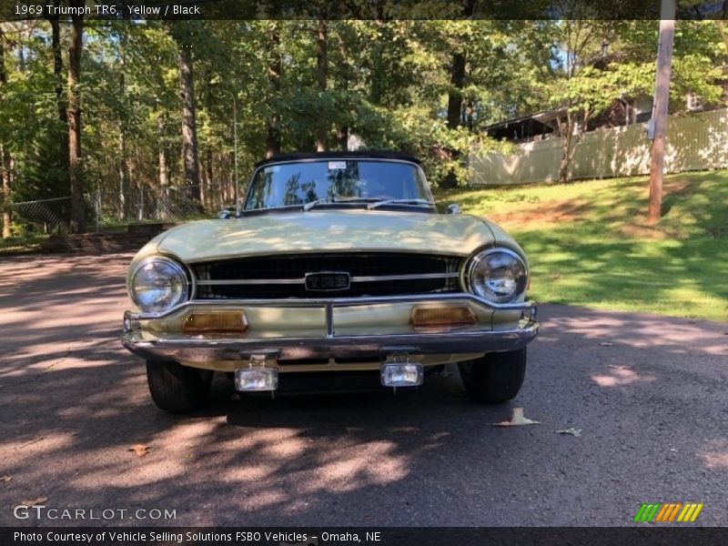 Yellow / Black 1969 Triumph TR6