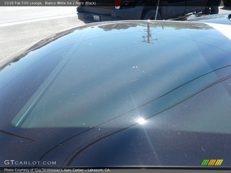 Bianco White Ice / Nero (Black) 2018 Fiat 500 Lounge