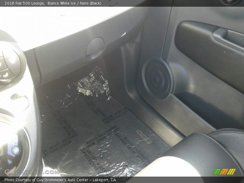 Bianco White Ice / Nero (Black) 2018 Fiat 500 Lounge