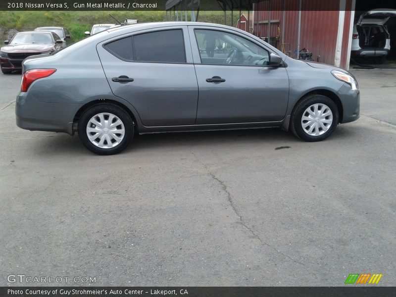 Gun Metal Metallic / Charcoal 2018 Nissan Versa S