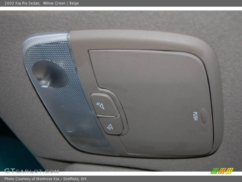 Willow Green / Beige 2003 Kia Rio Sedan