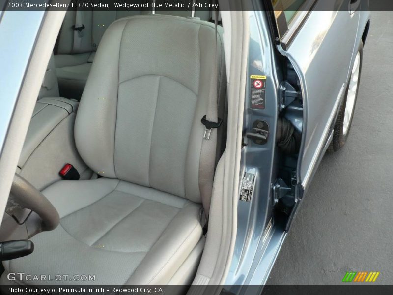 Wedgewood Blue Metallic / Ash Grey 2003 Mercedes-Benz E 320 Sedan