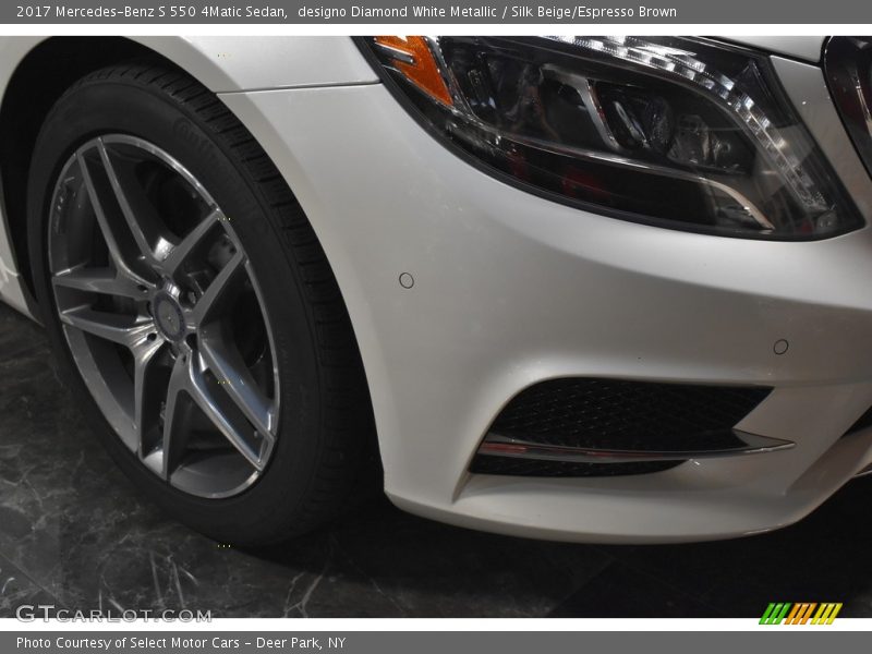 designo Diamond White Metallic / Silk Beige/Espresso Brown 2017 Mercedes-Benz S 550 4Matic Sedan