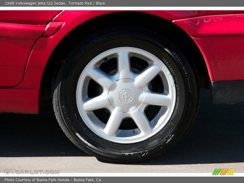  1998 Jetta GLS Sedan Wheel