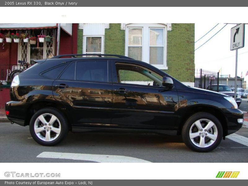 Black Onyx / Ivory 2005 Lexus RX 330