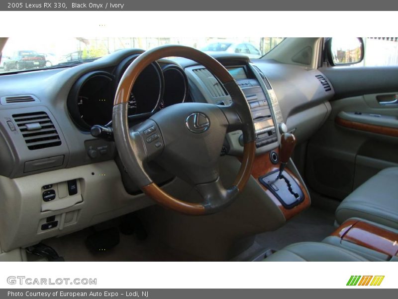 Black Onyx / Ivory 2005 Lexus RX 330
