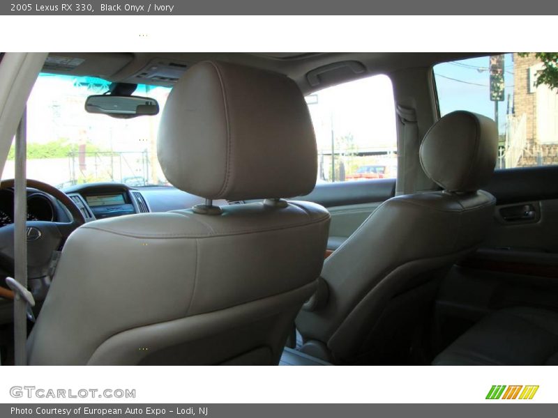 Black Onyx / Ivory 2005 Lexus RX 330