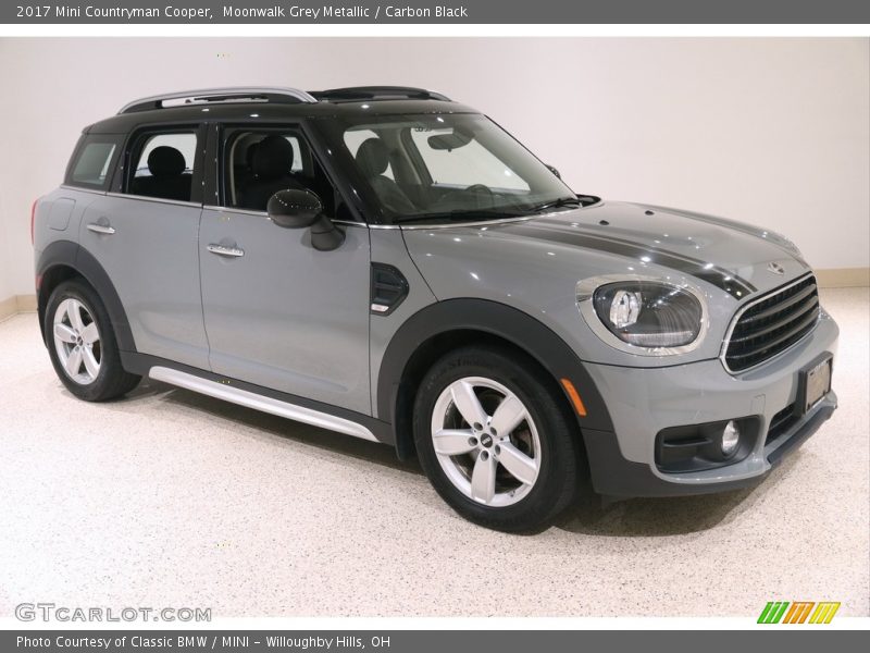 Moonwalk Grey Metallic / Carbon Black 2017 Mini Countryman Cooper