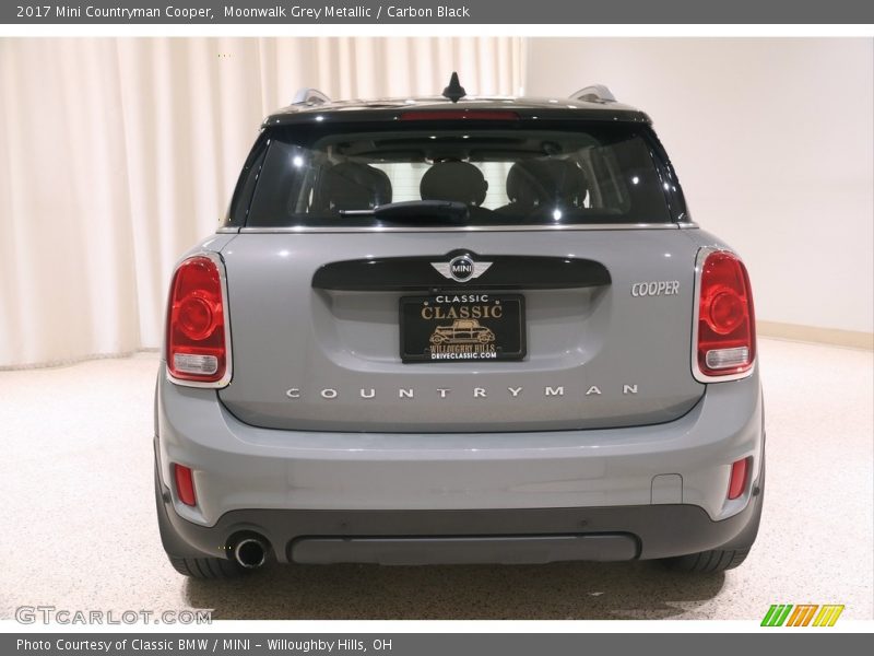Moonwalk Grey Metallic / Carbon Black 2017 Mini Countryman Cooper