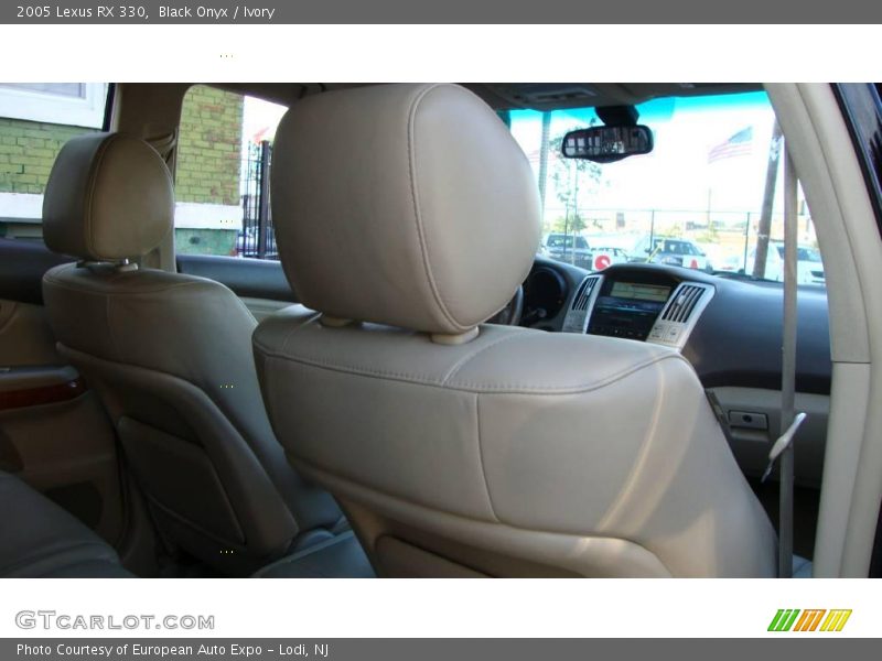 Black Onyx / Ivory 2005 Lexus RX 330