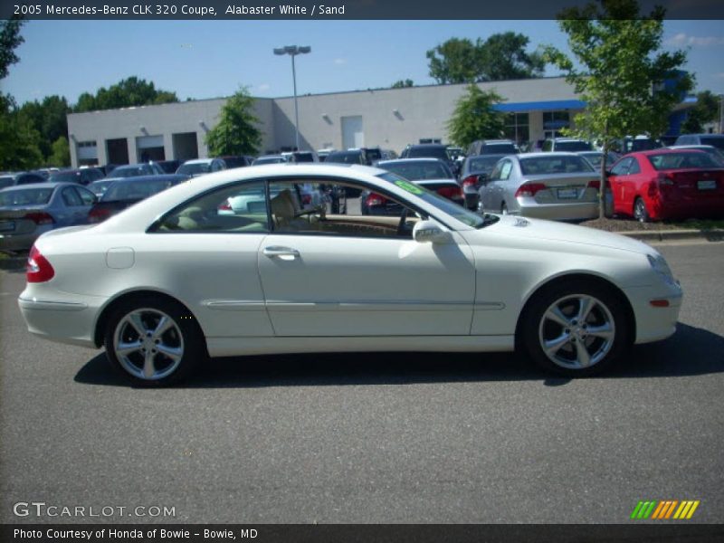 Alabaster White / Sand 2005 Mercedes-Benz CLK 320 Coupe