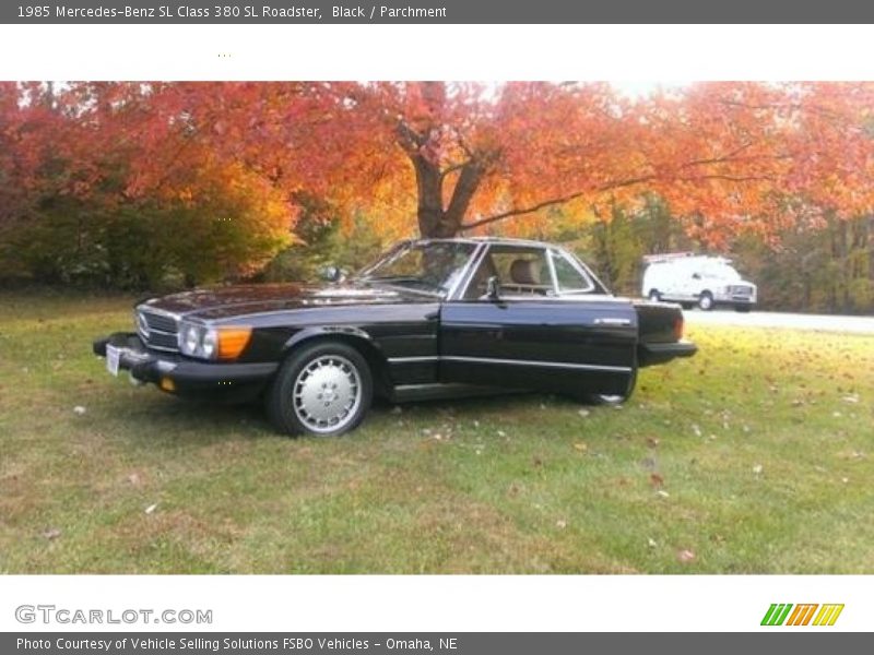 Black / Parchment 1985 Mercedes-Benz SL Class 380 SL Roadster
