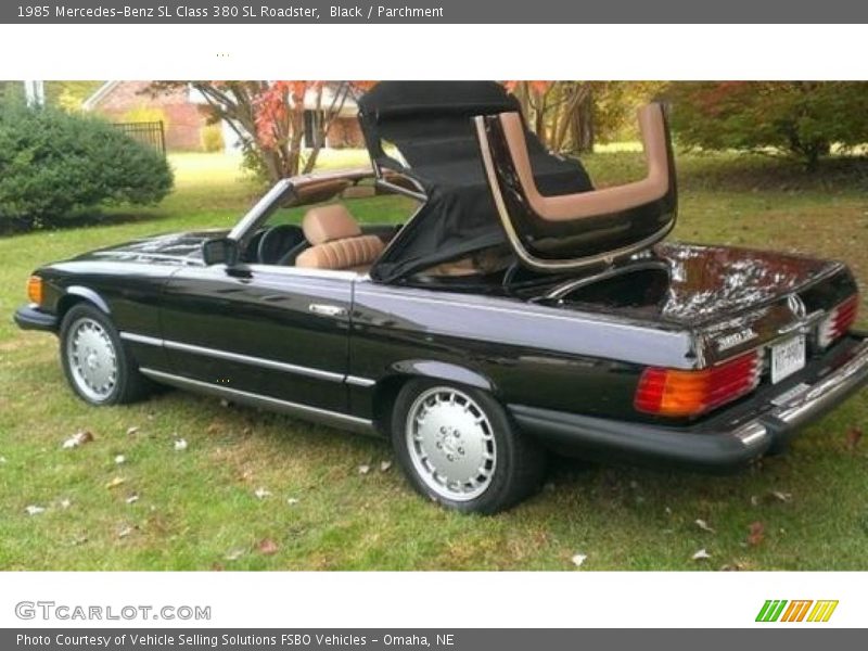 Black / Parchment 1985 Mercedes-Benz SL Class 380 SL Roadster