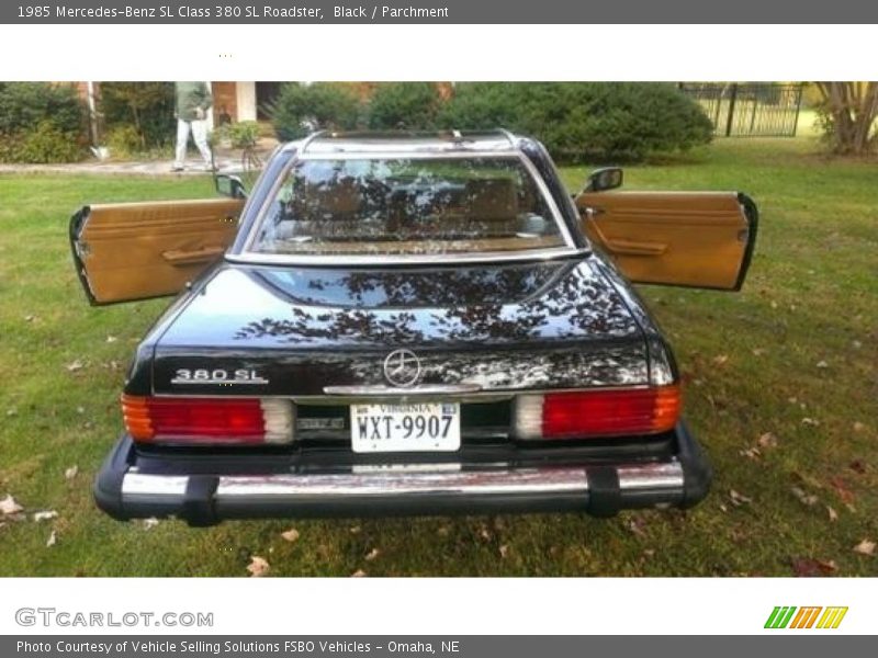 Black / Parchment 1985 Mercedes-Benz SL Class 380 SL Roadster