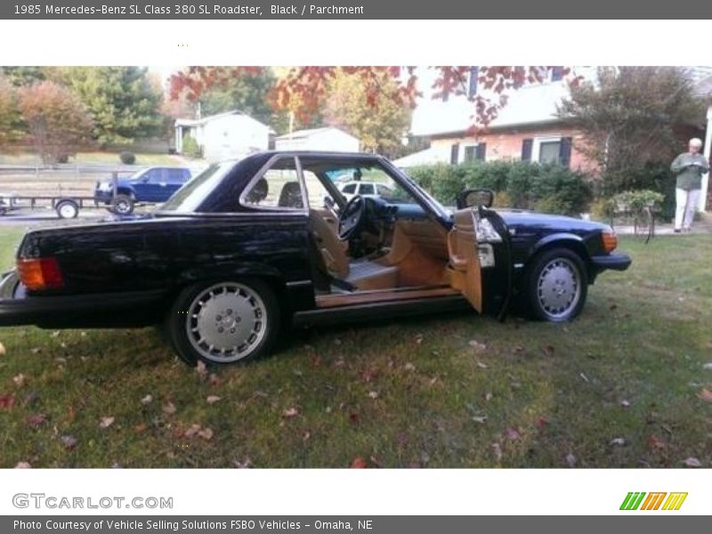 Black / Parchment 1985 Mercedes-Benz SL Class 380 SL Roadster