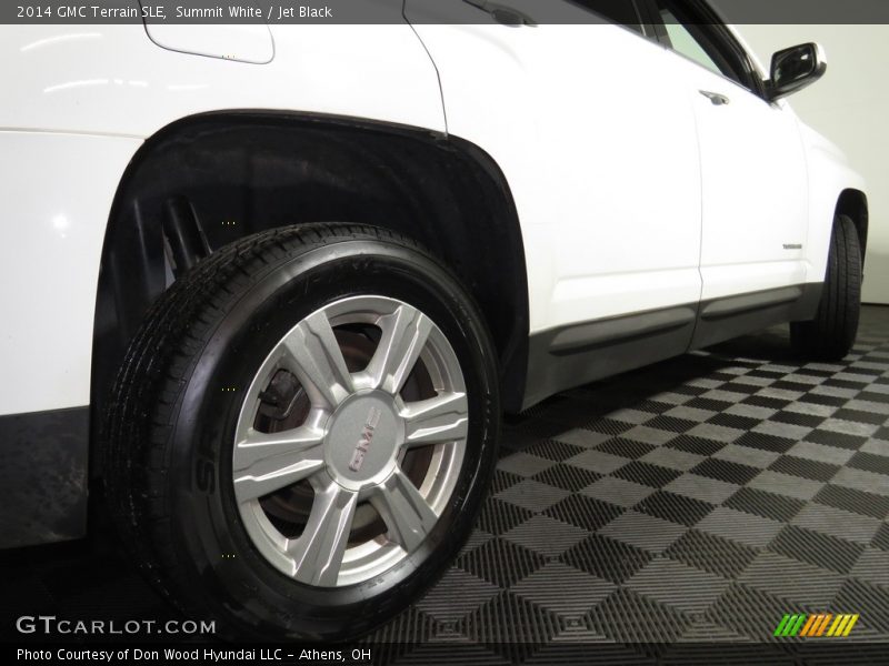 Summit White / Jet Black 2014 GMC Terrain SLE