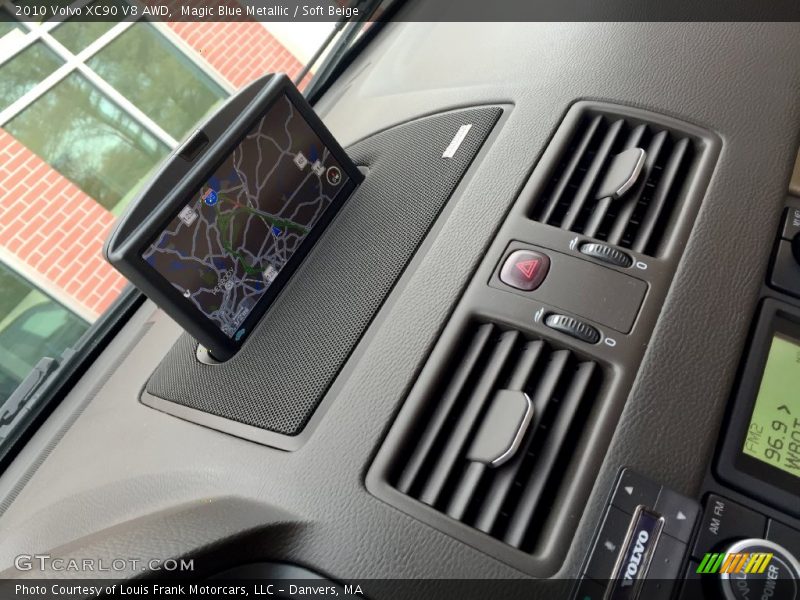 Navigation of 2010 XC90 V8 AWD