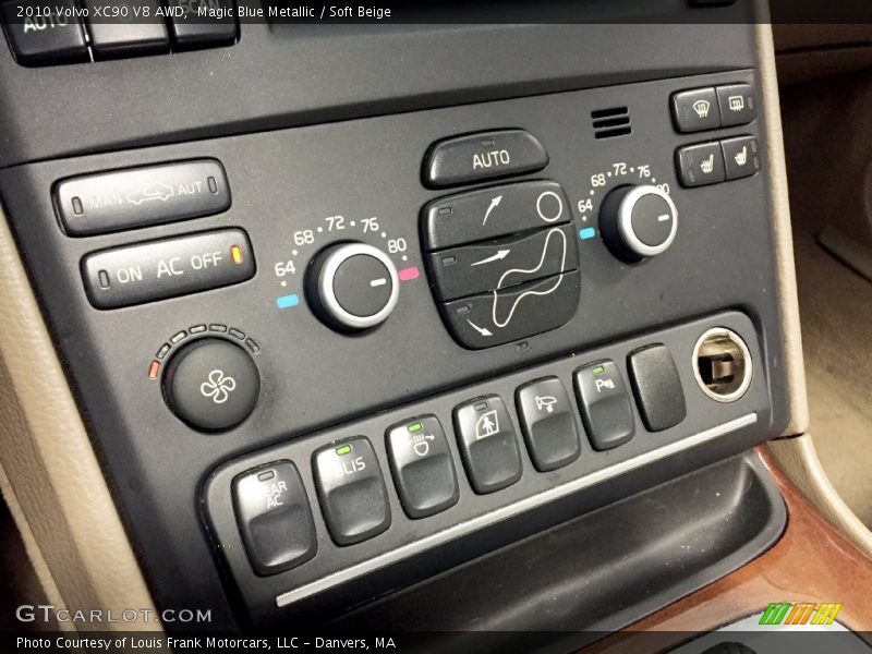 Controls of 2010 XC90 V8 AWD
