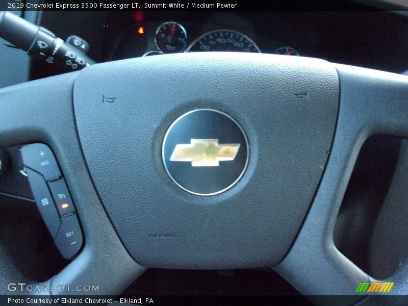 Summit White / Medium Pewter 2019 Chevrolet Express 3500 Passenger LT