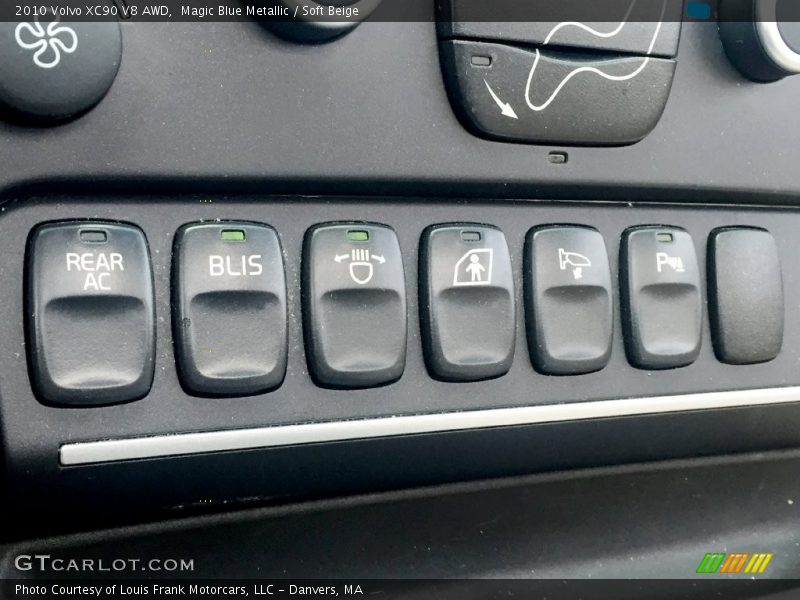 Controls of 2010 XC90 V8 AWD