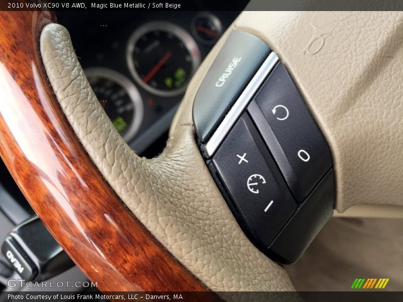  2010 XC90 V8 AWD Steering Wheel